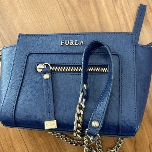 FURLA レザー　ショルダーバッグ　美品