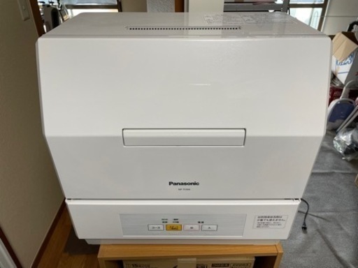 パナソニック　食器洗い乾燥機　NP-TCM4-W  白　3人用