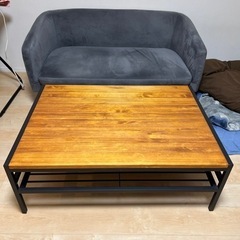 受取決定済★ウッドテーブル★ベロアソファー★の画像