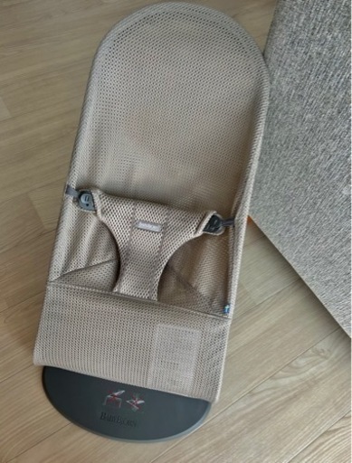 【まとめ買い値引き】ベビービョルン　バウンサー　グレージュ　メッシュ