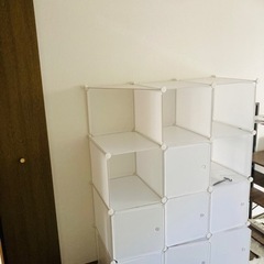白いワードローブの画像