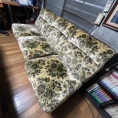 カリモク 応接セットの3人掛けソファのみ