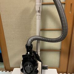 【受付終了】シャープ　サイクロン式掃除機　EC-CT12 
