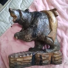 アイヌの熊の置物の画像