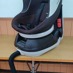 combi ネルーム ライト ISOFIX ブラウン 新生児 回転 NEROOM