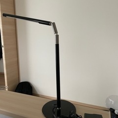 LED デスク　スタンド　ライト