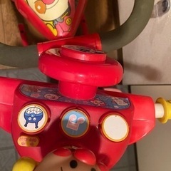 アンパンマン三輪車の画像