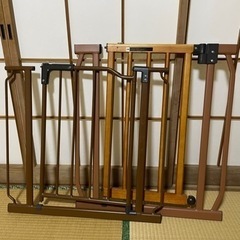ベビーゲート　２個