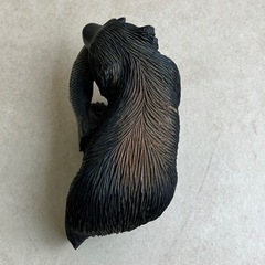d1212509 木彫り 熊 クマ くま 小さめ 魚を咥えた 古道具 オブジェ