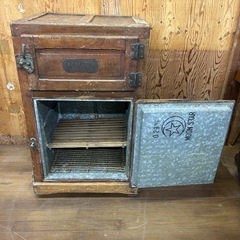 d1216501 田中氷室 木製 冷蔵庫 氷冷蔵庫 レトロ アンティーク ビンテージ 木製冷蔵庫 昭和レトロ 古民具 オブジェ 古道具 の画像