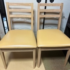ダイニングテーブル、チェア2脚セット　120cm×80cm×72cmの画像