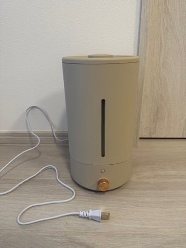 モダンデコ　超音波式加湿器　定価4000円