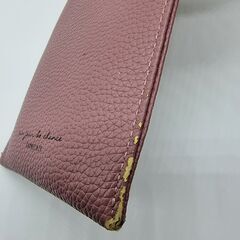 シンプルでかわいいスマホバッグの画像