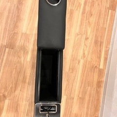 最終値下げ！コンパクトカー用コンソールボックスの画像