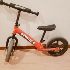 人気カラー⭐ストライダーの画像