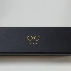 【ほぼ新品】ブラックのメガネ ケース(マグネット開閉)の画像