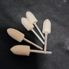 軸付きバフ磨き用フェルト5本で100円！の画像