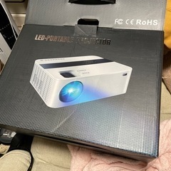 LED ポータブルプロジェクター