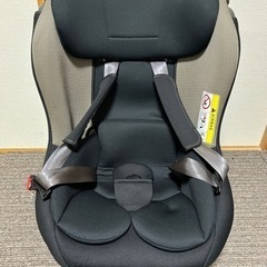 リーマン ベルト固定式チャイルドシート(中古)