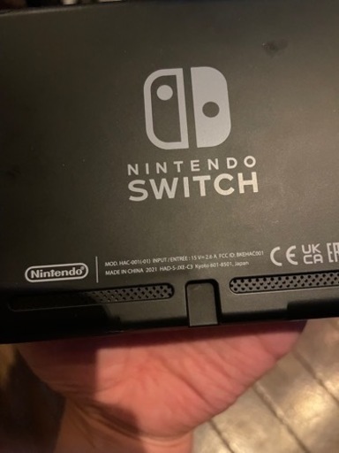 Nintendo Switch本体※箱とジョイコン無し※お取引き決定。