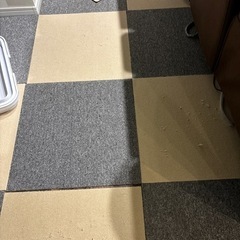 タイルカーペット