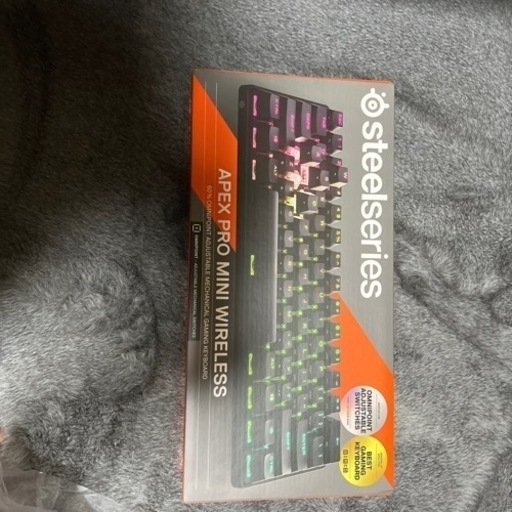 新品未使用未開封。定価より13000円安くで買えますよ、、