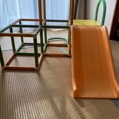【値下げしました】アンパンマン ジャングルジム 滑り台の画像