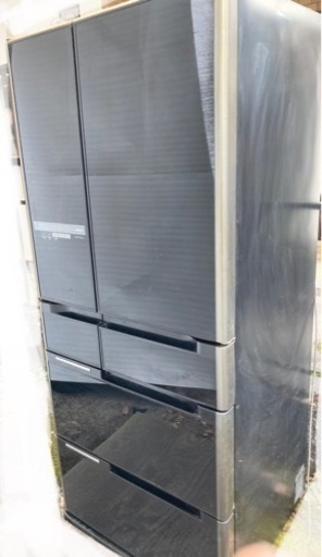 2010年製　HITACHI620Lの冷蔵庫