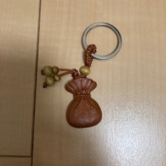 キーホルダー　木製