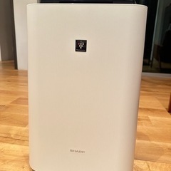 美品　SHARP加湿空気清浄機 KC-G50-W