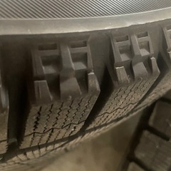 レクサスLS オプションホイール スタッドレス付き 19インチの画像