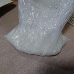 枕や座布団の中に入っているヤツの画像