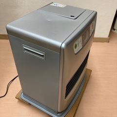 トヨトミ　灯油ファンヒーターの画像