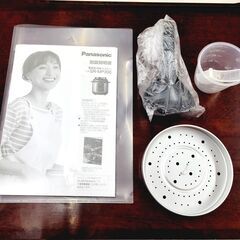 【ジモティー特別価格】パナソニック/Panasonic 電気圧力鍋 SR-MP300 2019年製 調理　/8Jの画像