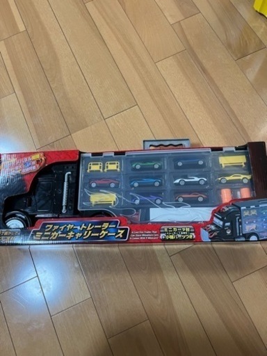 新品！ファイヤートレーラーミニキーキャリーケース