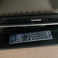 東芝REGZA 42型　無料であげます