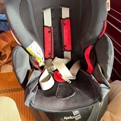 アップリカのチャイルドシート売ります。