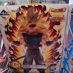 【新品　未開封】ドラゴンボール超　一番くじ　フィギュア３種　ポスターその他10点以上の画像