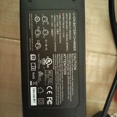 スアオキsuaokiポータブル電源400WH【ジャンク品】の画像