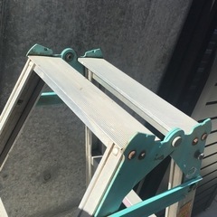 （お話中）脚立　の画像