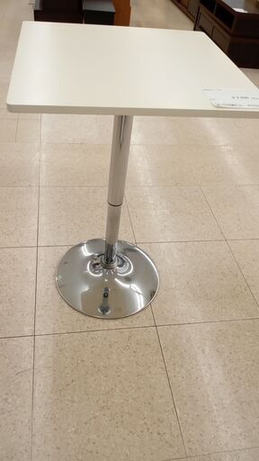 ★ジモティ割あり★ 株式会社LIXILビバ 昇降式テーブル クリーム H68.5（68.5-90.5）×D60×W60 クリーニング済み TJ3386