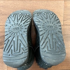 UGG ブーツ 黒　23cmの画像