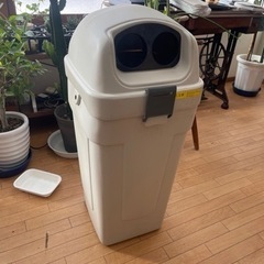 ゴミ箱　瓶　缶　ペットボトル