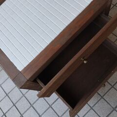 アンティーク調　テーブル