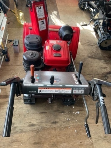 ホンダ除雪機hs870  キャブレター新品　シューター上下左右手動　オーガ上下手元ガス圧で楽々