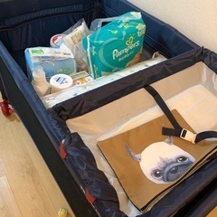 ベビーベッド　折りたたみの画像