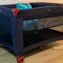 ベビーベッド　折りたたみ