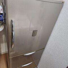 再受付。冷蔵庫。引き取ってくださる方