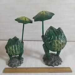 残り1セットになりました。カエルの置物ペア、高さ最高２５センチ位。の画像