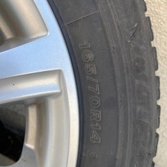 スタッドレスタイヤ4本の画像